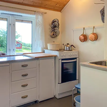 2 Bedroom Stunning In Davik Holiday home