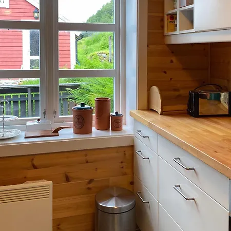 Holiday home 2 Bedroom Stunning In Davik Davik (Sogn og Fjordane)